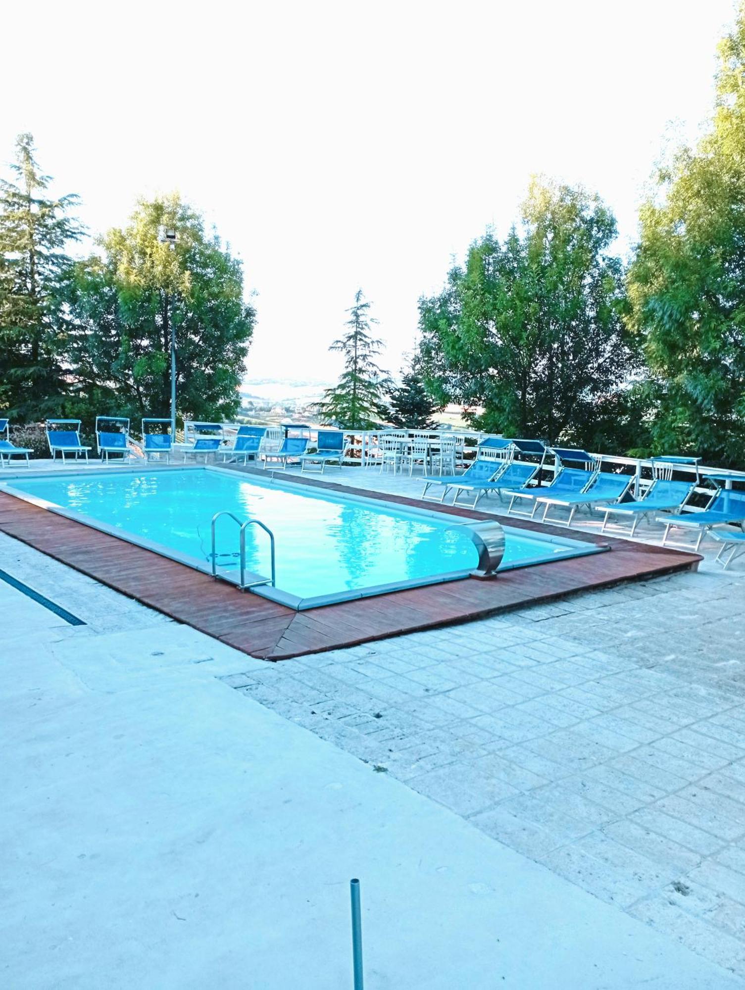 B&B Profumo Di Gelsomino Mombaroccio Exterior foto